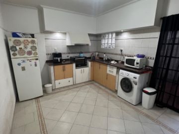 Departamento Tipo Casa en venta en Lanus Oeste