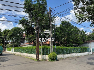 Dijual Rumah Lama Hitung Tanah LT 676m Dalam Komplek Di Kalibata Tengah