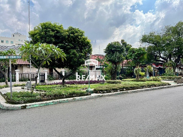 Dijual Rumah Lama Hitung Tanah LT 676m Dalam Komplek Di Kalibata Tengah