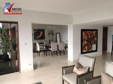 Bello Dpto 2do Piso, Con Linia Blanca Remodelado, Frente Al Golf