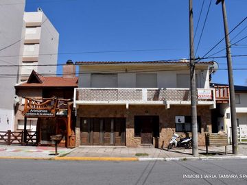 AMPLIO DUPLEX A METROS DEL MAR