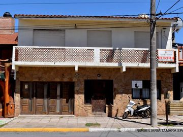 AMPLIO DUPLEX A METROS DEL MAR