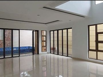 Dijual Rumah Mewah Siap Huni Modern Minimalis Di Cluster Taman Imperial Golf Sentul City Bogor.