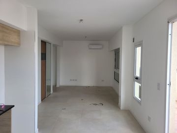 Hermoso Mono ambiente Divisible a estrenar