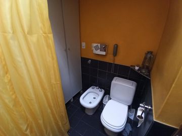 En Venta - Hermosa Casa Lote Propio Haedo Norte