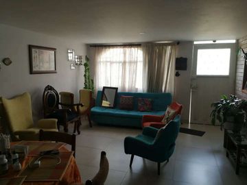 En venta Casa Barrio  Aida Lucia
