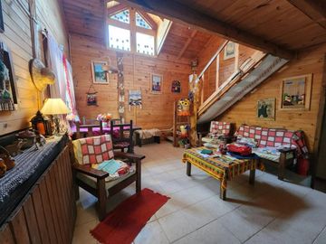 Villa Giardino, Soñada Cabaña de madera en Barrio La Cañada