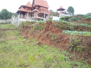 120 M2 Kavling Lembah & Bukit Rumah Kayu Kampung Hijau, PakuHaji, BISA DP & CICIL
