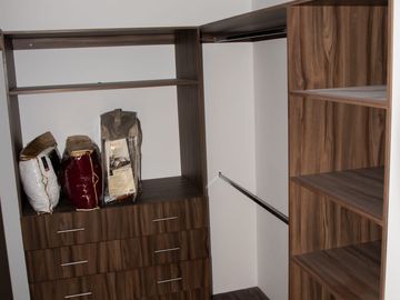 DEPARTAMENTO EN MONTERRA CON ACABADOS DE ALTA CALIDAD
