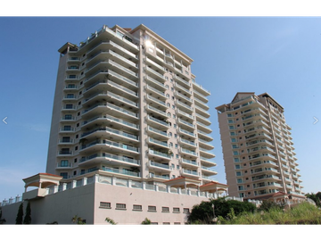 APARTAMENTO LAS OLAS RESIDENCES AMOBLADO VISTA AL MAR/GOLF