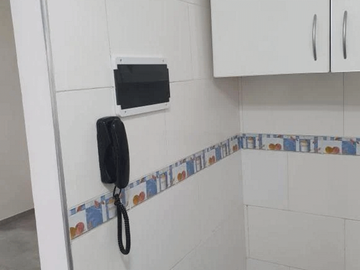RECICLADO, IMPECABLE - Departamento en Venta en Balvanera 2 ambientes 36 m2 + balcón al frente - Sarmiento 2900