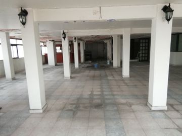 Oportunidad Propiedad Comercial a un costado de la central del norte