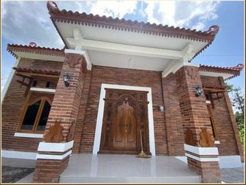 Harga Spesial Rumah Jawa Klasik Megah di Prambanan