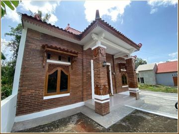 Harga Spesial Rumah Jawa Klasik Megah di Prambanan
