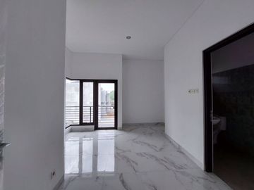EXCLUSIVE Hanya 1 Unit Rumah Mewah 2LT Readystok di Bojongkoneng Cikutra