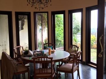 Rumah Mewah view bagus di Taman Villa Gombel Banyumanik