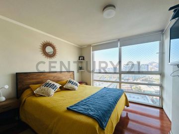 Se vende departamento  Independencia, Metro Hospitales