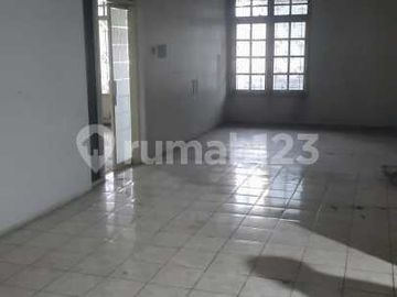 Ruko 2 Lantai Daerah Perkantoran