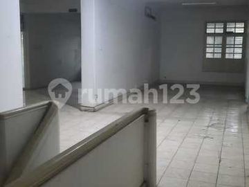 Ruko 2 Lantai Daerah Perkantoran