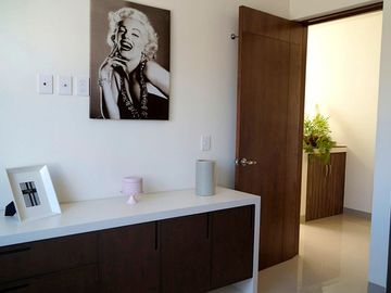 Casa en Venta en Senderos Monteverde.