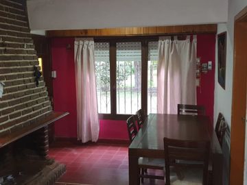 CASA QUINTA EN VENTA. PARQUE HERMOSO