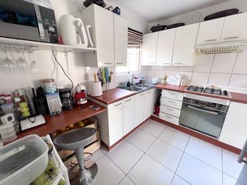 Excelente Casa Amplia 5d/3b, Ubicada En Microbarrio Cerrado