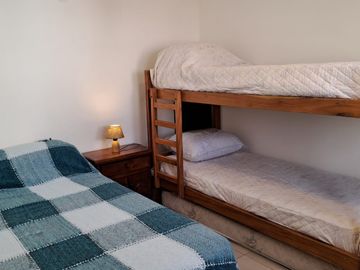 Duplex en Pinamar para 6. Comodidad y Ubicacion Perfecta - 2 Dormitorios con Patio y Parrilla