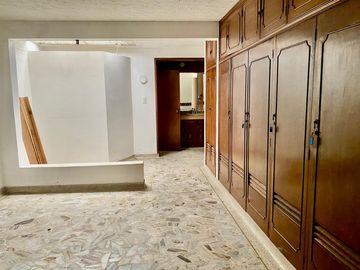 casalote en venta en cristales. Cod V7470447