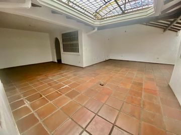 casalote en venta en cristales. Cod V7470447