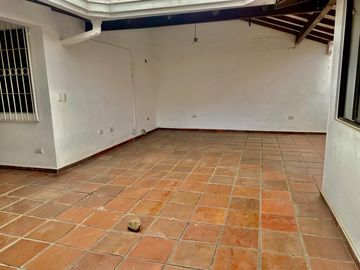 casalote en venta en cristales. Cod V7470447