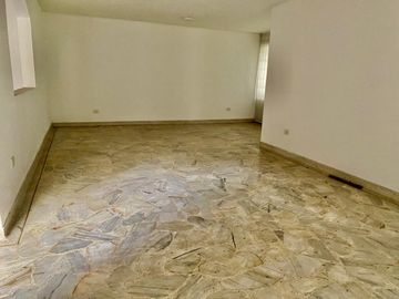 casalote en venta en cristales. Cod V7470447