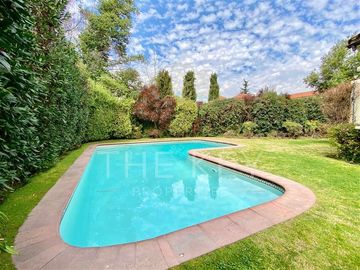 Casa en Venta en Santuario del Valle - Lo Barnechea