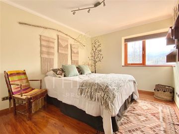 Casa en Venta en Santuario del Valle - Lo Barnechea