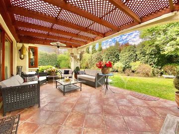 Casa en Venta en Santuario del Valle - Lo Barnechea