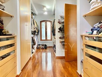 Casa en Venta en Santuario del Valle - Lo Barnechea