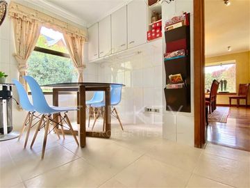 Casa en Venta en Santuario del Valle - Lo Barnechea