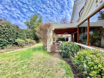 Casa en Venta en Santuario del Valle - Lo Barnechea