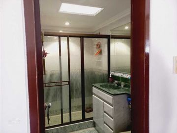 Venta / Permuta  Casa Barrio las Villas Bogota Ccial Bulevar Niza.