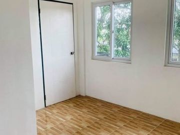 2BR House and lot for Sale at Cuidad Adelina Lake shore Subdivision!!!