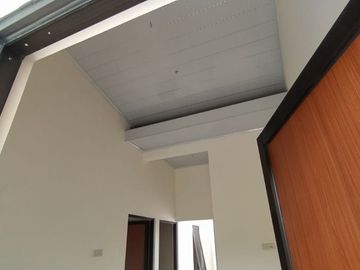 Terlaris, Rumah Modern Ceiling Tinggi Dekat Polsek Prambanan