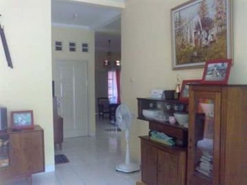 Rumah full furnished dalam area Benteng Keraton