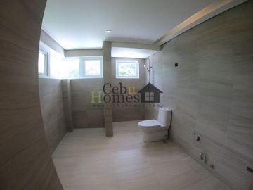 Multi-level House in Prime Ma. Luisa