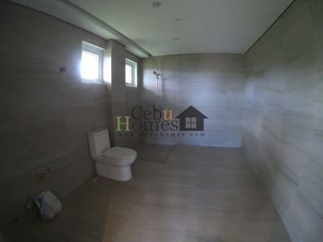 Multi-level House in Prime Ma. Luisa