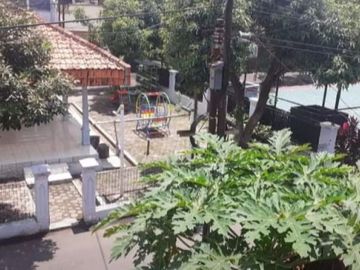 Rumah minimalis dan 2 lantai di margahayu dekat buahbatu