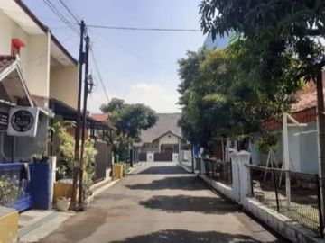Rumah minimalis dan 2 lantai di margahayu dekat buahbatu