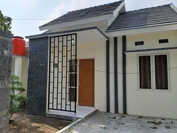 Perumahan modern di pare arah ke malang