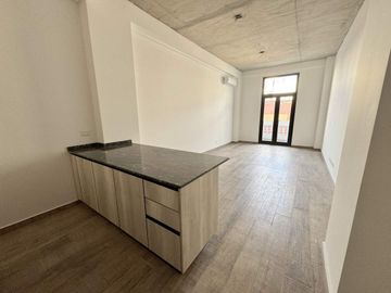Venta Gran Monoambiente a Estrenar en Edificio de Categoría