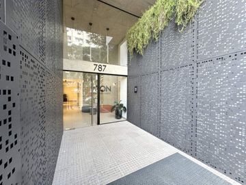 Venta Gran Monoambiente a Estrenar en Edificio de Categoría