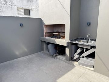 Venta Gran Monoambiente a Estrenar en Edificio de Categoría