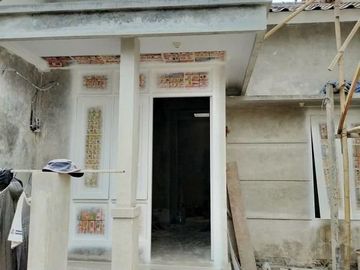 Rumah minimalis murah 900 jt di Tanah Baru Depok
